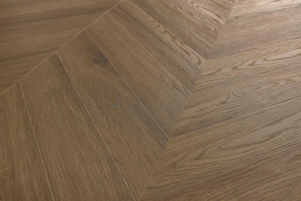 Amaron Chevron Tamm Rochester - Image 2